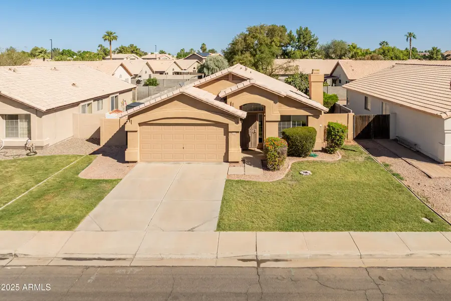 1046 W Tremaine Avenue, Gilbert, AZ 85233 - Image #2