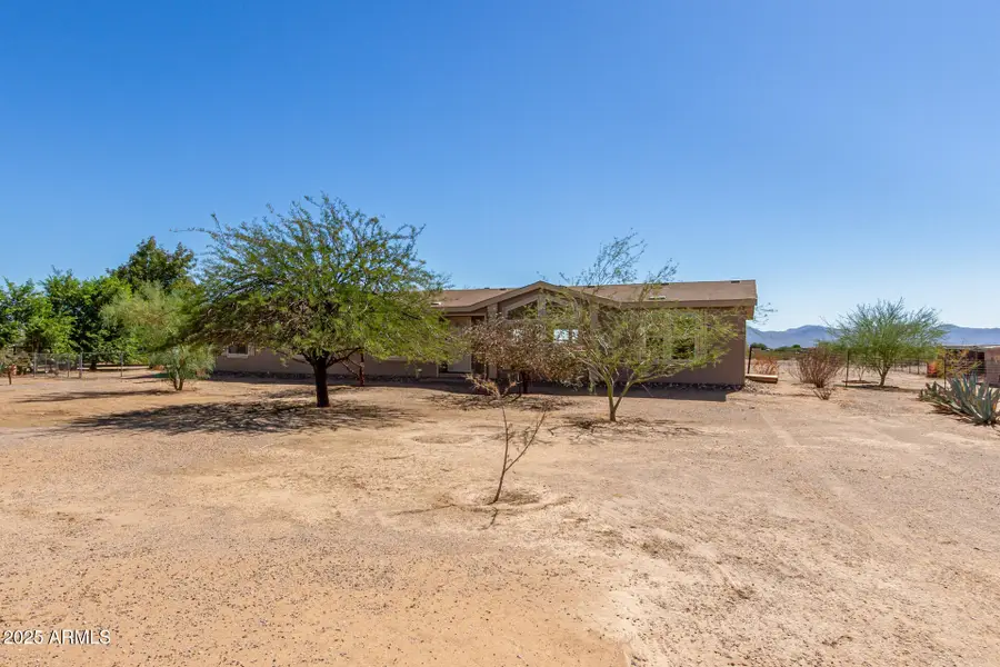 22615 W Montanoso Drive, Wittmann, AZ 85361 - Image #3