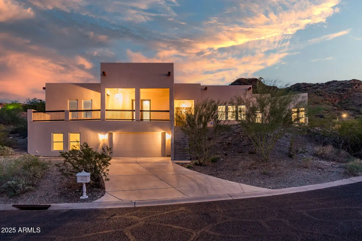 9219 N 16th Place, Phoenix, AZ 85020 - Image #1