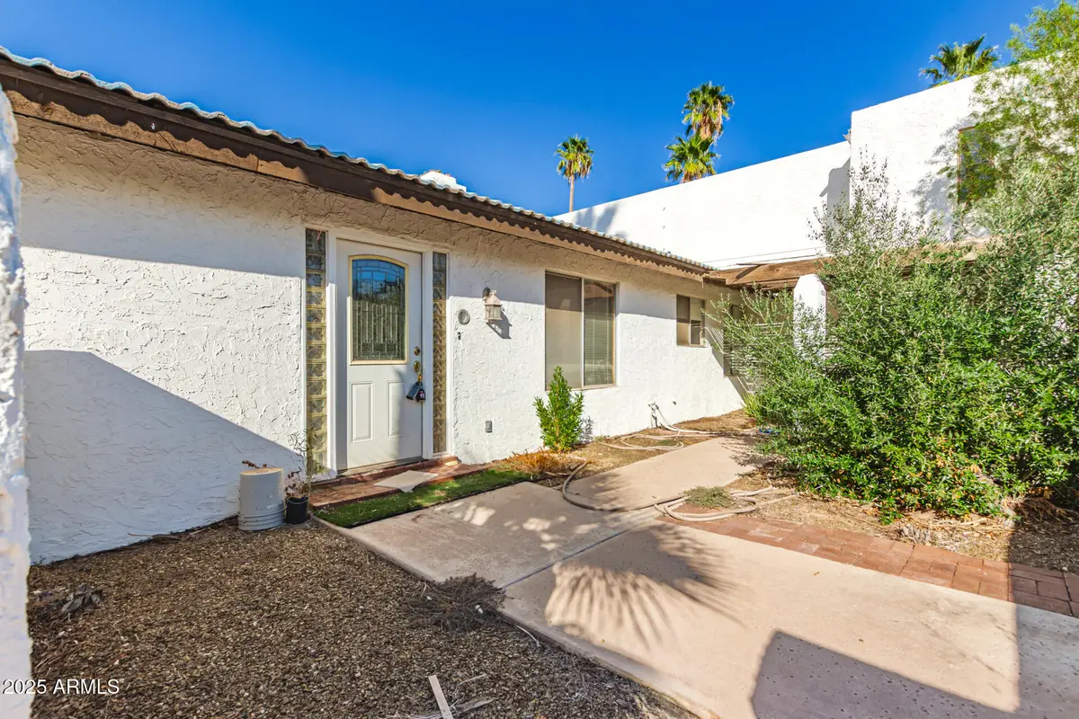 3002 N 61st Place, Scottsdale, AZ 85251 - Image #1