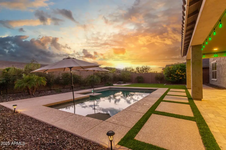 11853 W Nadine Way, Peoria, AZ 85383 - Image #2