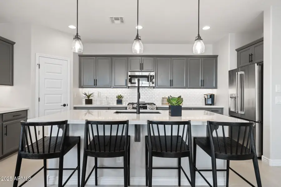 3704 N 101st Drive, Avondale, AZ 85392 - Image #3