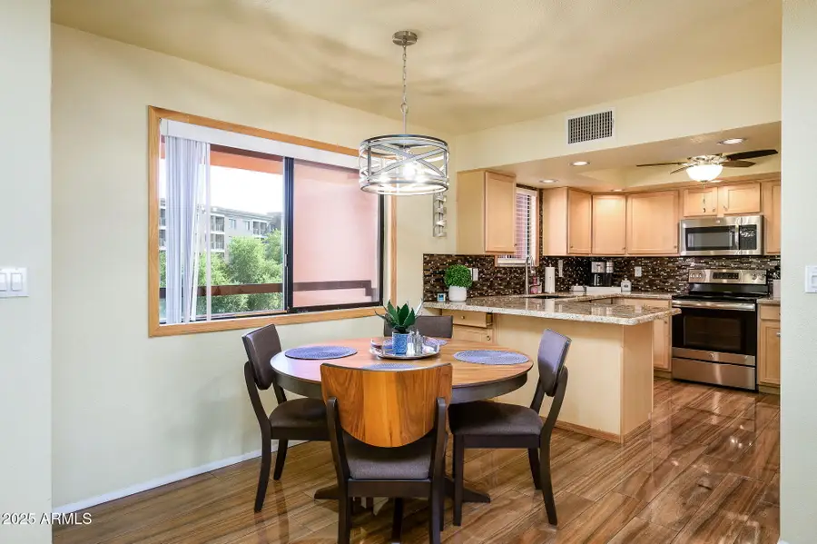 12212 N Paradise Village Parkway S #445, Phoenix, AZ 85032 - Image #2