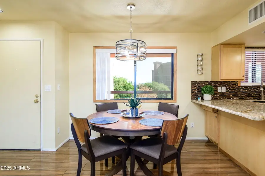 12212 N Paradise Village Parkway S #445, Phoenix, AZ 85032 - Image #3