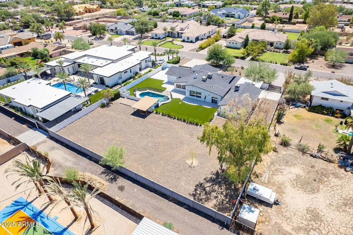 6302 E Cochise Road, Phoenix, AZ 85253 - Image #1