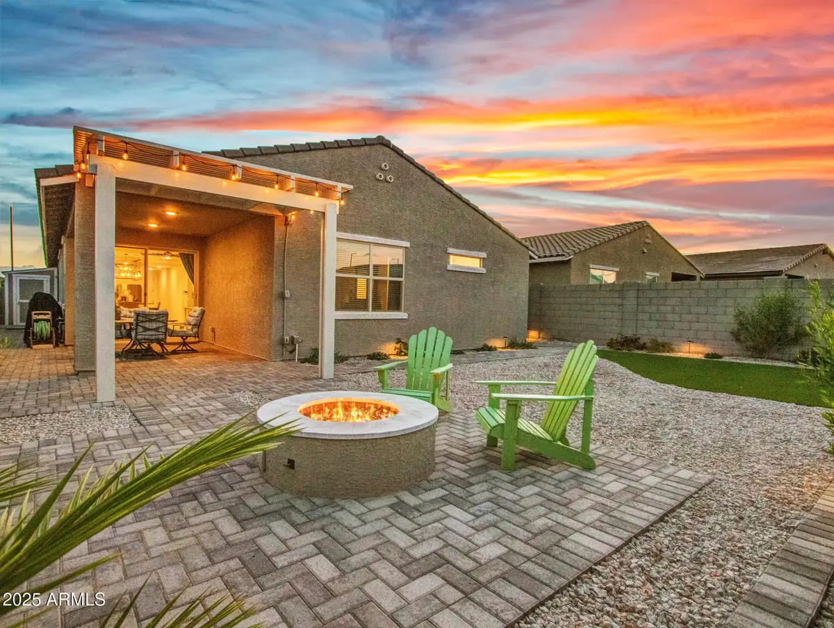 19916 W Badgett Lane, Citrus Park, AZ 85340 - Image #1