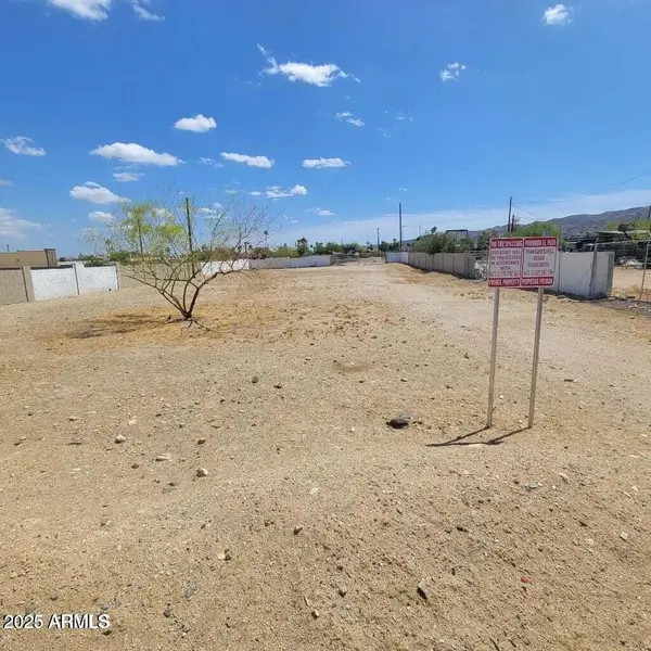 8621 S 1st Avenue #101, Phoenix, AZ 85041