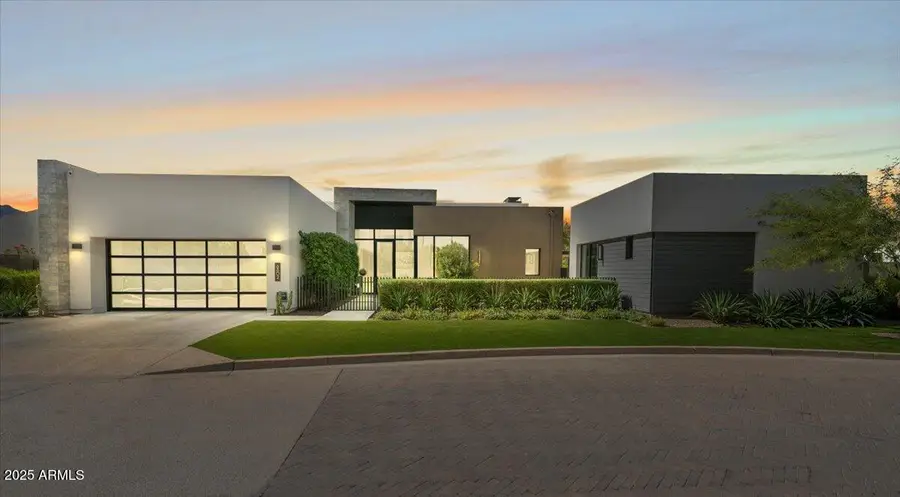 6802 E Joshua Tree Lane, Paradise Valley, AZ 85253 - Image #3