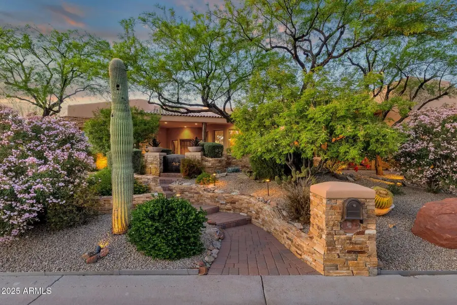 12424 E Poinsettia Drive, Scottsdale, AZ 85259 - Image #2