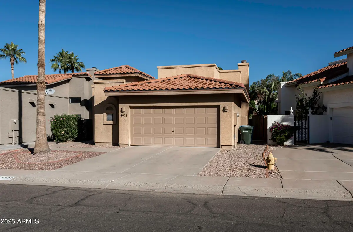 5924 E Aire Libre Lane, Phoenix, AZ 85254 - Image #1
