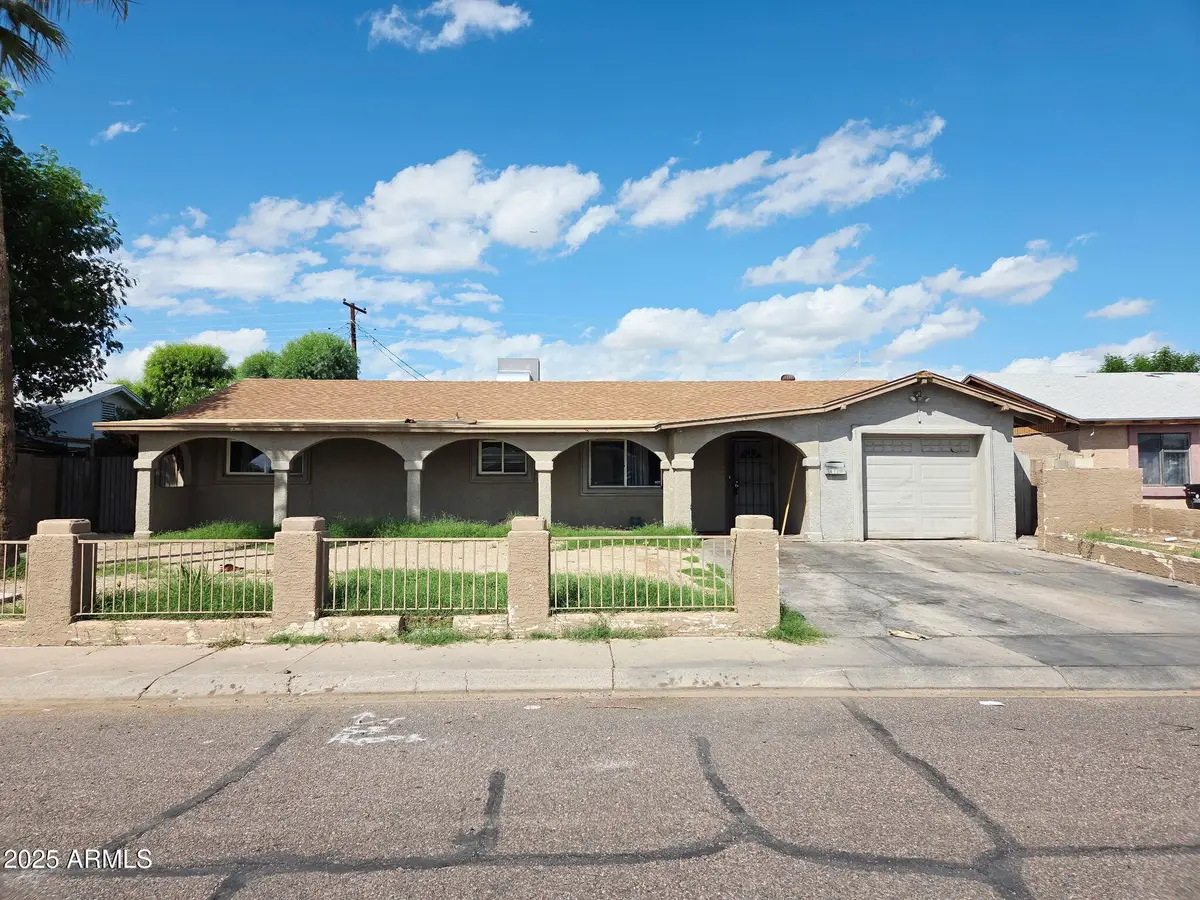 6110 W Monterey Way, Phoenix, AZ 85033 - Image #1