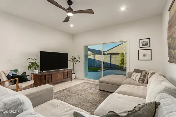 3274 W Stradling Avenue, Apache Junction, AZ 85120