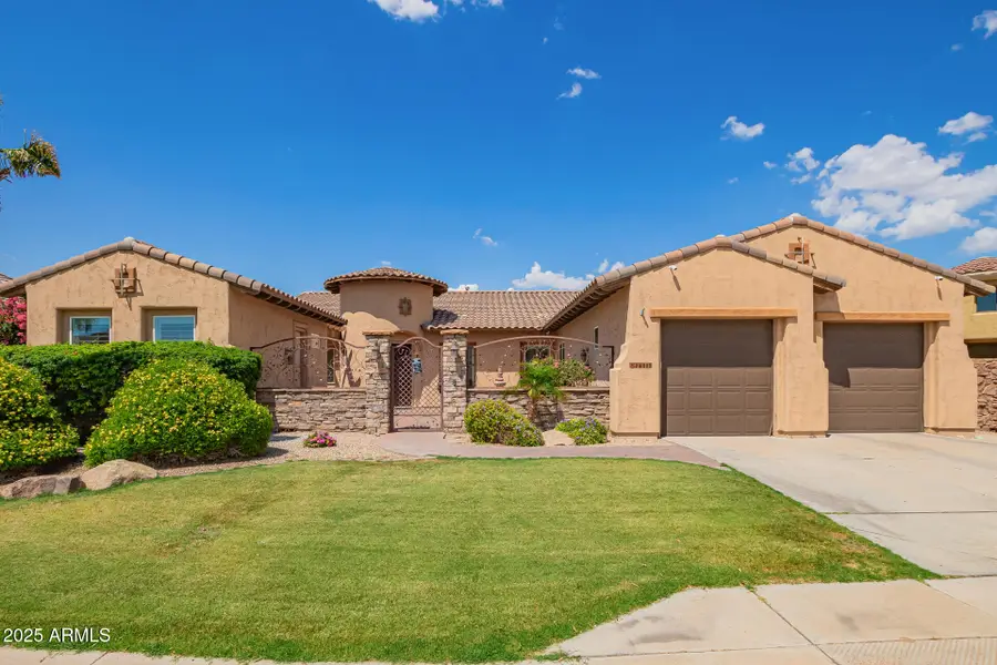 14372 W Cypress Street, Goodyear, AZ 85395 - Image #2