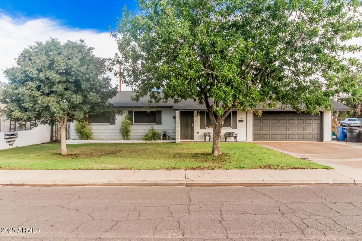 1064 E Dolphin Avenue, Mesa, AZ 85204 - Image #1