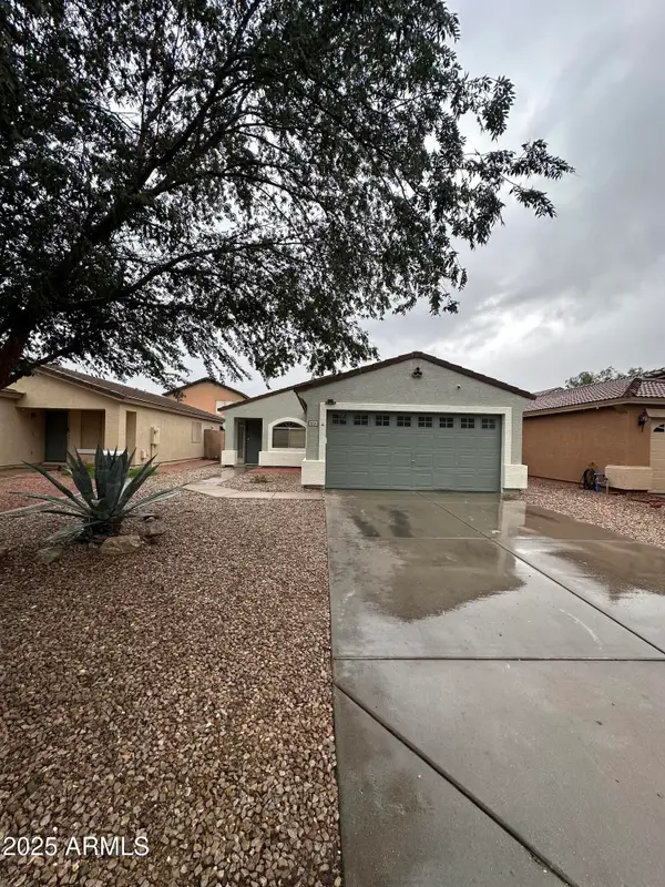 826 E Rossi Court, San Tan Valley, AZ 85140