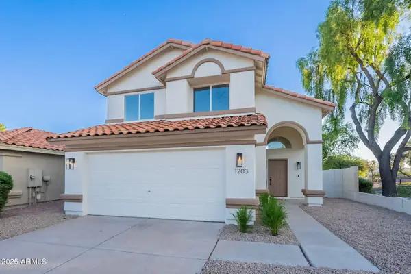 1203 E Muriel Drive, Phoenix, AZ 85022