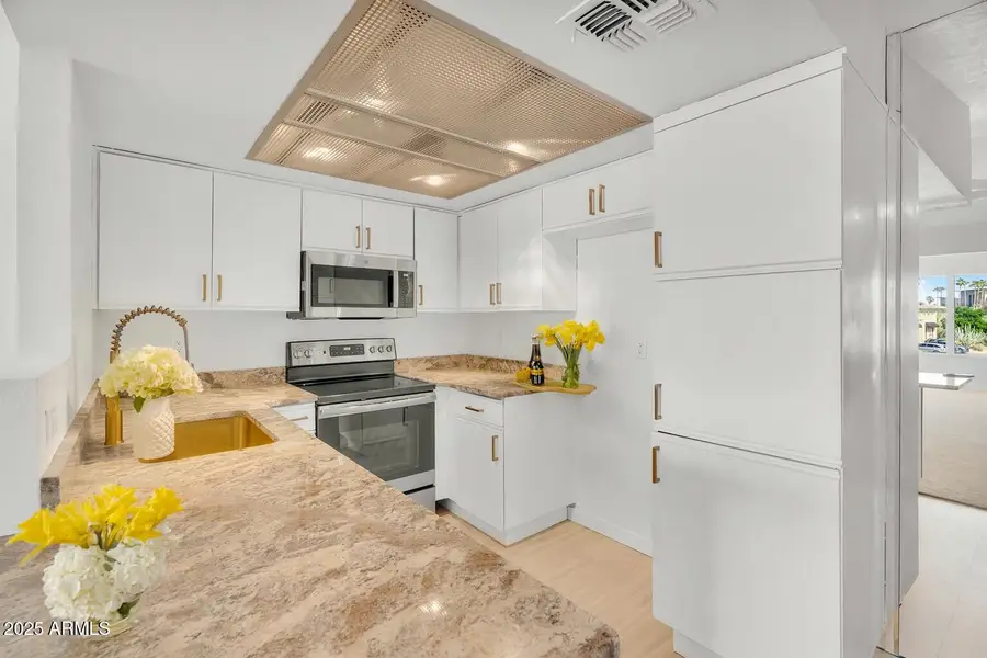 1820 E Morten Avenue #224, Phoenix, AZ 85020 - Image #2