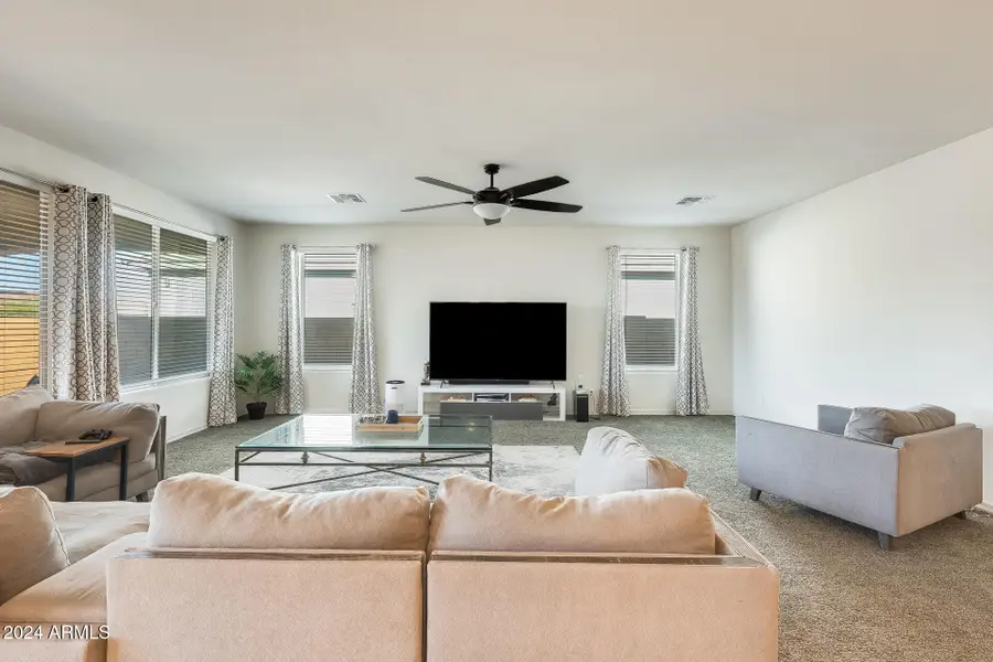 21686 N 259th Drive, Buckeye, AZ 85396 - Image #2