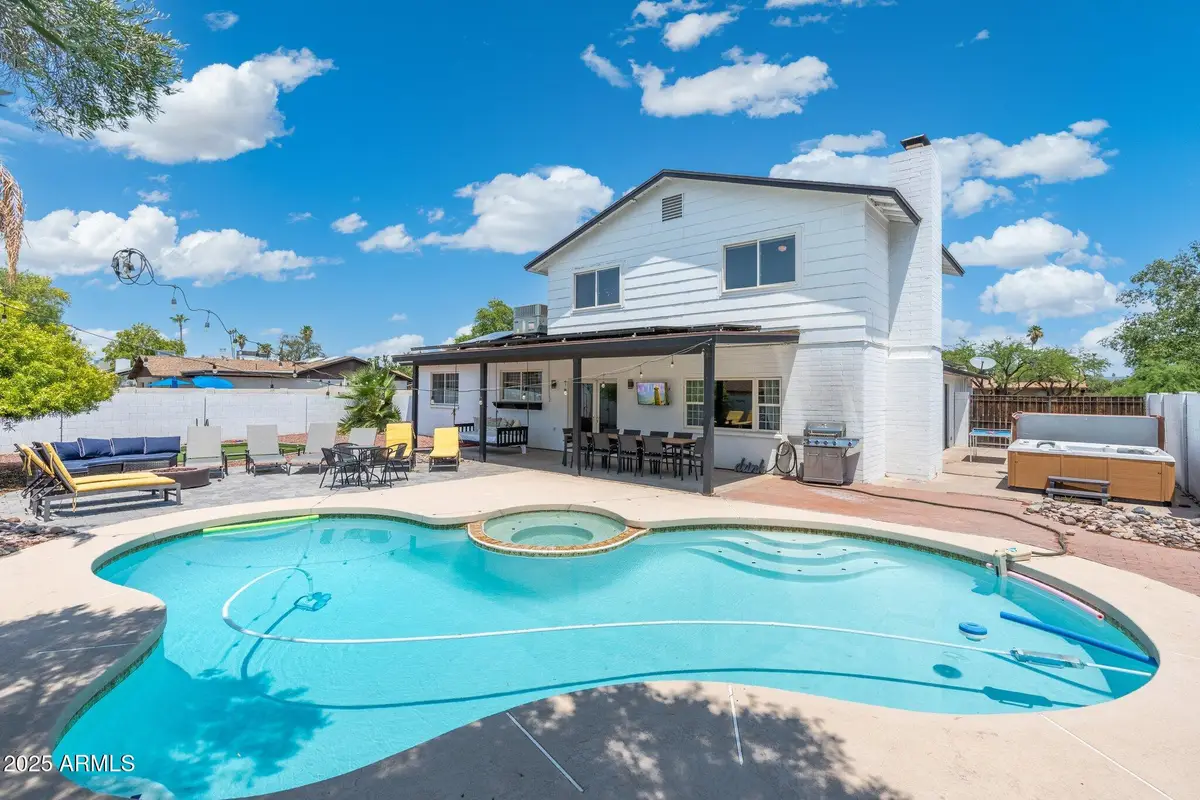 5101 E Winchcomb Drive, Phoenix, AZ 85254 - Image #1