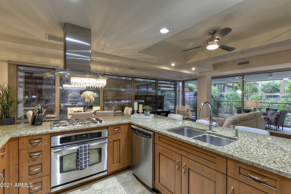 7157 E Rancho Vista Drive #2012, Scottsdale, AZ 85251 - Image #1