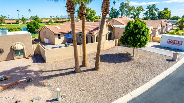 26433 S Lakemont Drive, Sun Lakes, AZ 85248