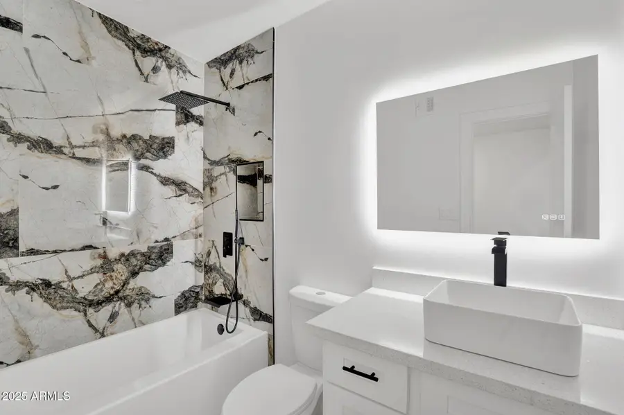 14627 N 33rd Avenue, Phoenix, AZ 85053 - Image #3