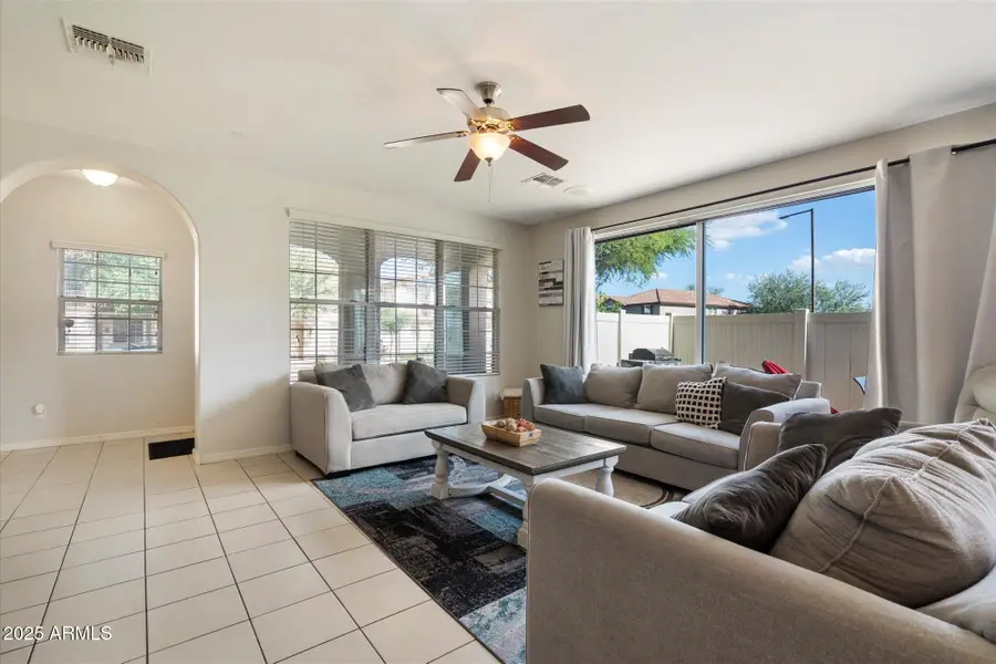 29067 N 124th Lane, Peoria, AZ 85383 - Image #3