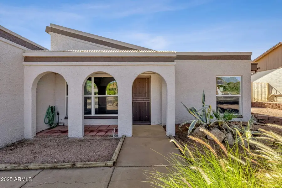 2041 E Karen Drive, Phoenix, AZ 85022 - Image #2