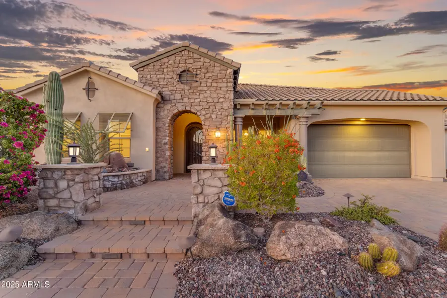 18334 W Desert Trumpet Road, Goodyear, AZ 85338 - Image #2
