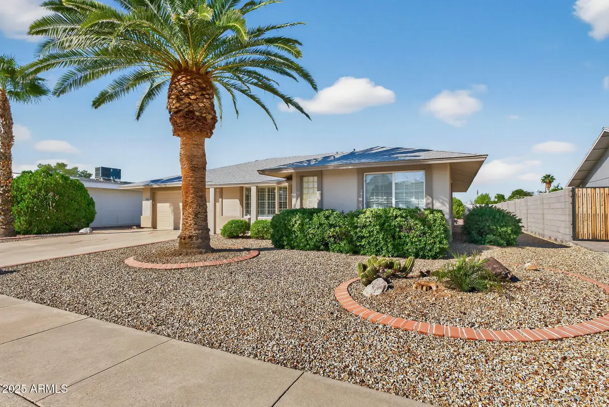 19222 N Welk Drive, Sun City, AZ 85373 - Image #1