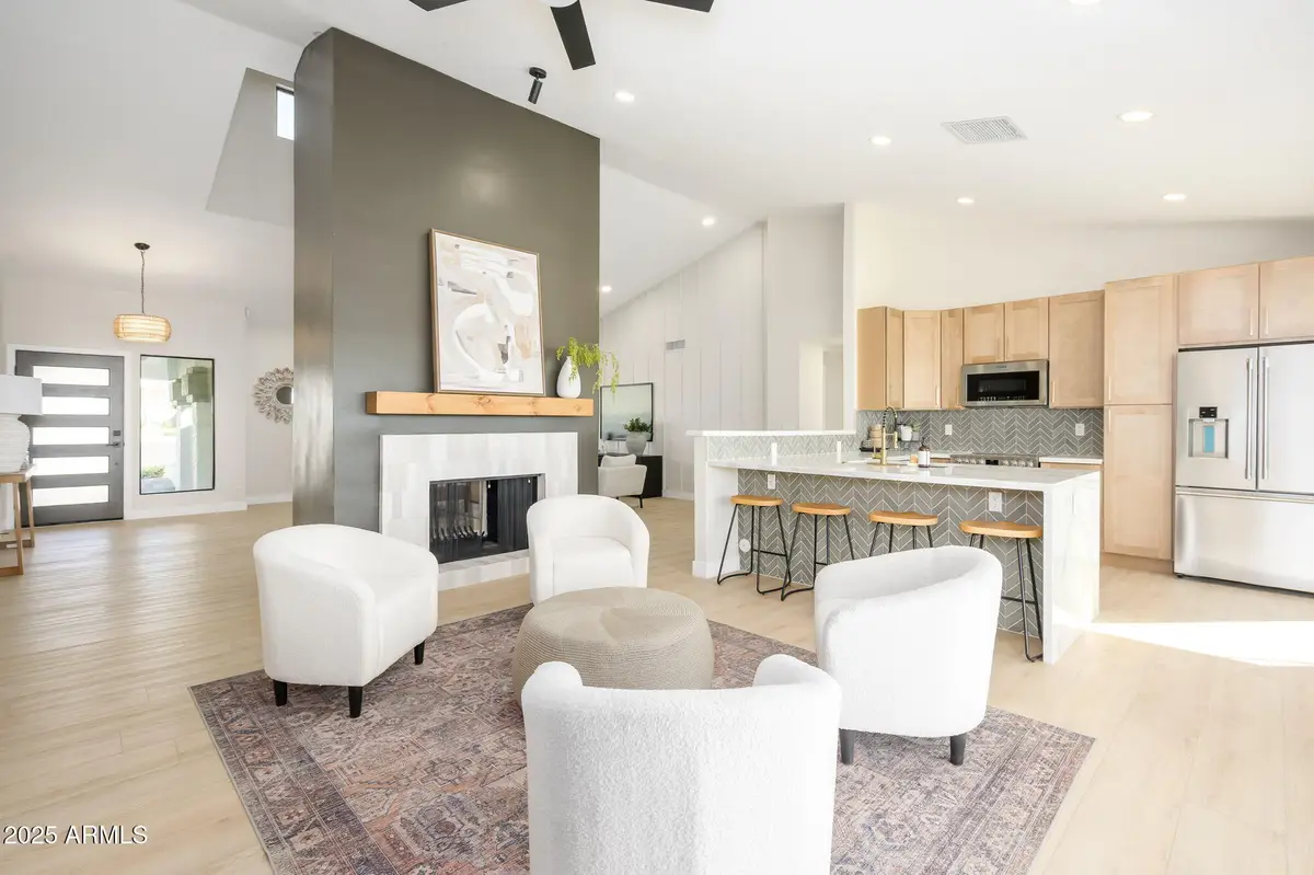 10563 E Bella Vista Drive, Scottsdale, AZ 85258 - Image #1