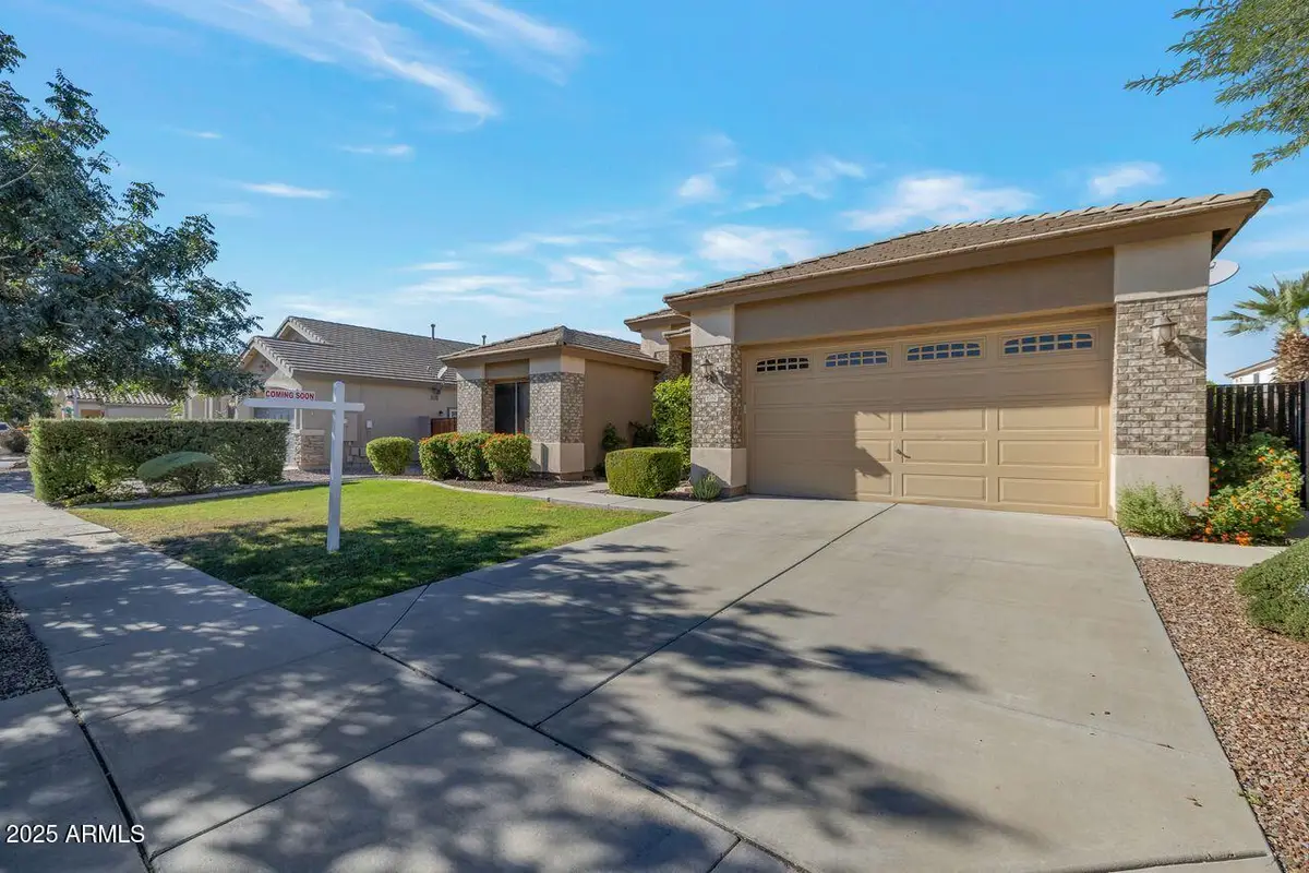 8762 W Myrtle Avenue, Glendale, AZ 85305 - Image #1