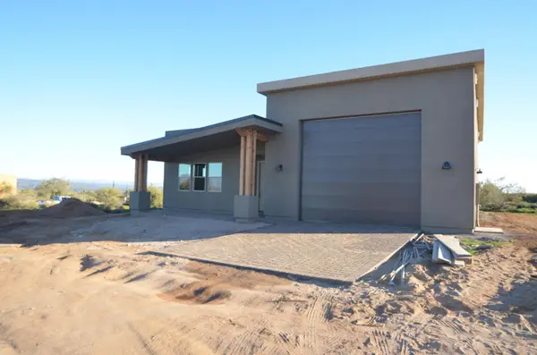 16737 E Madre Del Oro Drive, Scottsdale, AZ 85262