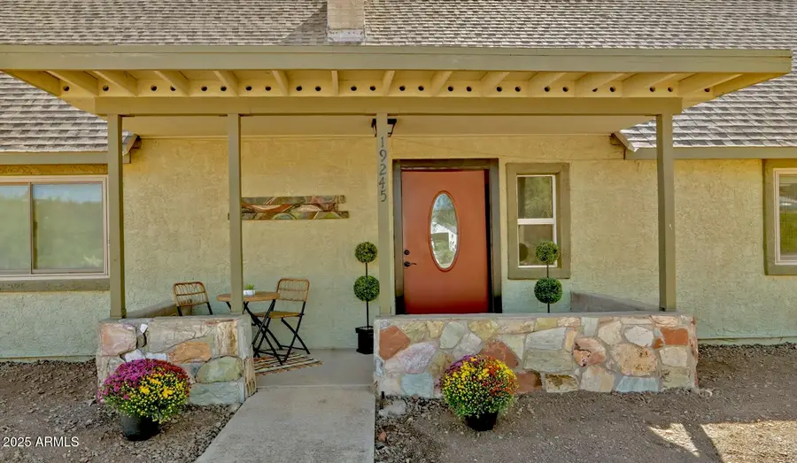 19245 E Indian Hills Drive, Black Canyon City, AZ 85324 - Image #3