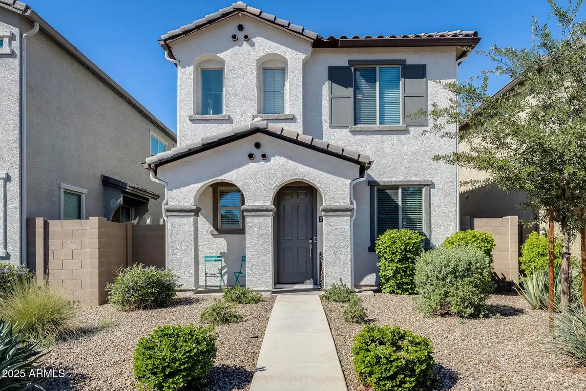 5742 W Illini Street, Phoenix, AZ 85043 - Image #1