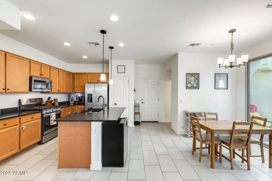 5742 W Illini Street, Phoenix, AZ 85043 - Image #2