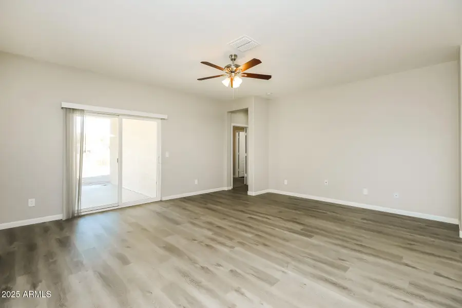 24438 W Sheraton Lane, Buckeye, AZ 85326 - Image #2