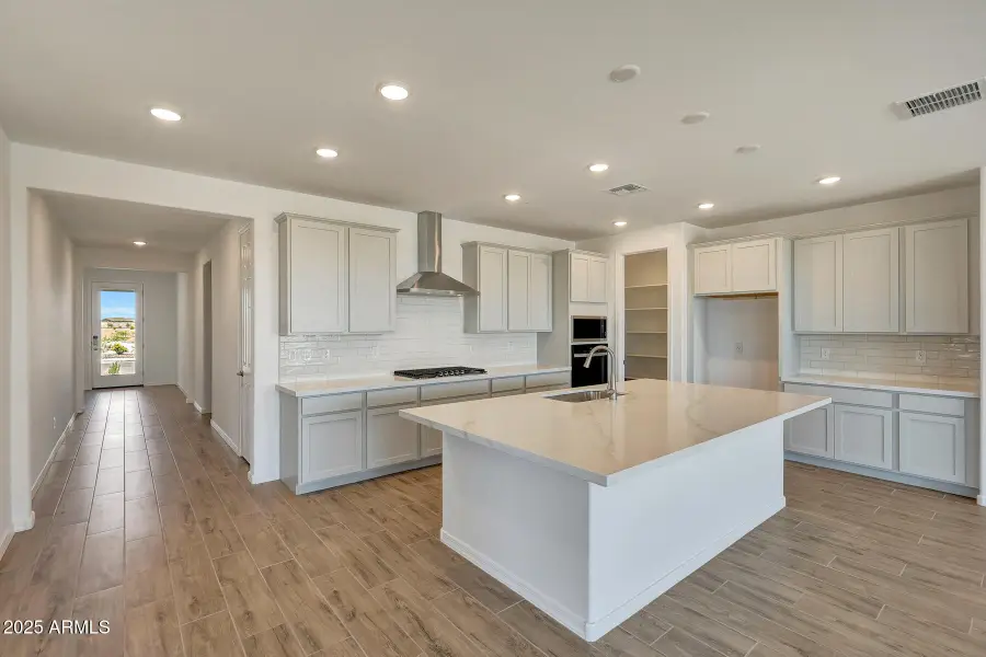 18381 W Mohave Street, Goodyear, AZ 85338 - Image #2