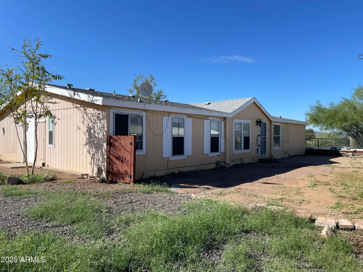 1060 S Western Avenue, Superior, AZ 85173 - Image #1