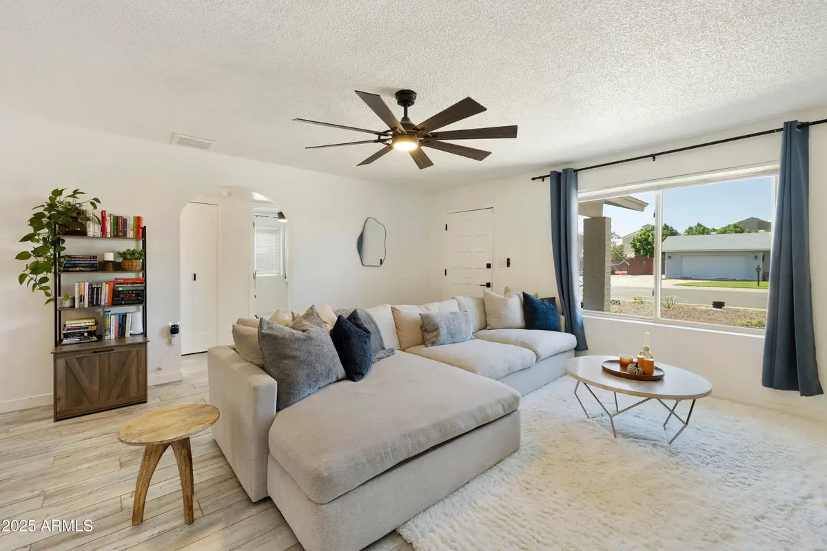 18821 N 17th Avenue, Phoenix, AZ 85027 - Image #1