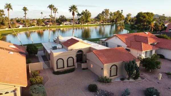 26413 S Lakemont Drive, Sun Lakes, AZ 85248
