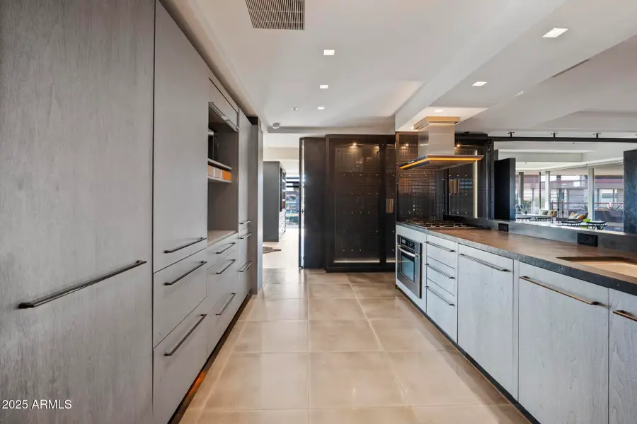 7137 E Rancho Vista Drive #7006, Scottsdale, AZ 85251 - Image #2