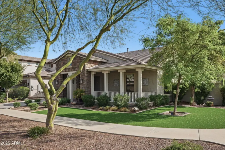 20421 W Legend Trail, Buckeye, AZ 85396 - Image #2