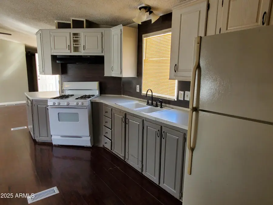 708 W Mcmurray Boulevard #29, Casa Grande, AZ 85122 - Image #2