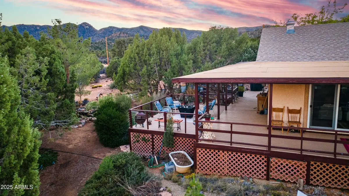 7270 N Pine Valley Drive, Hackberry, AZ 86411 - Image #1