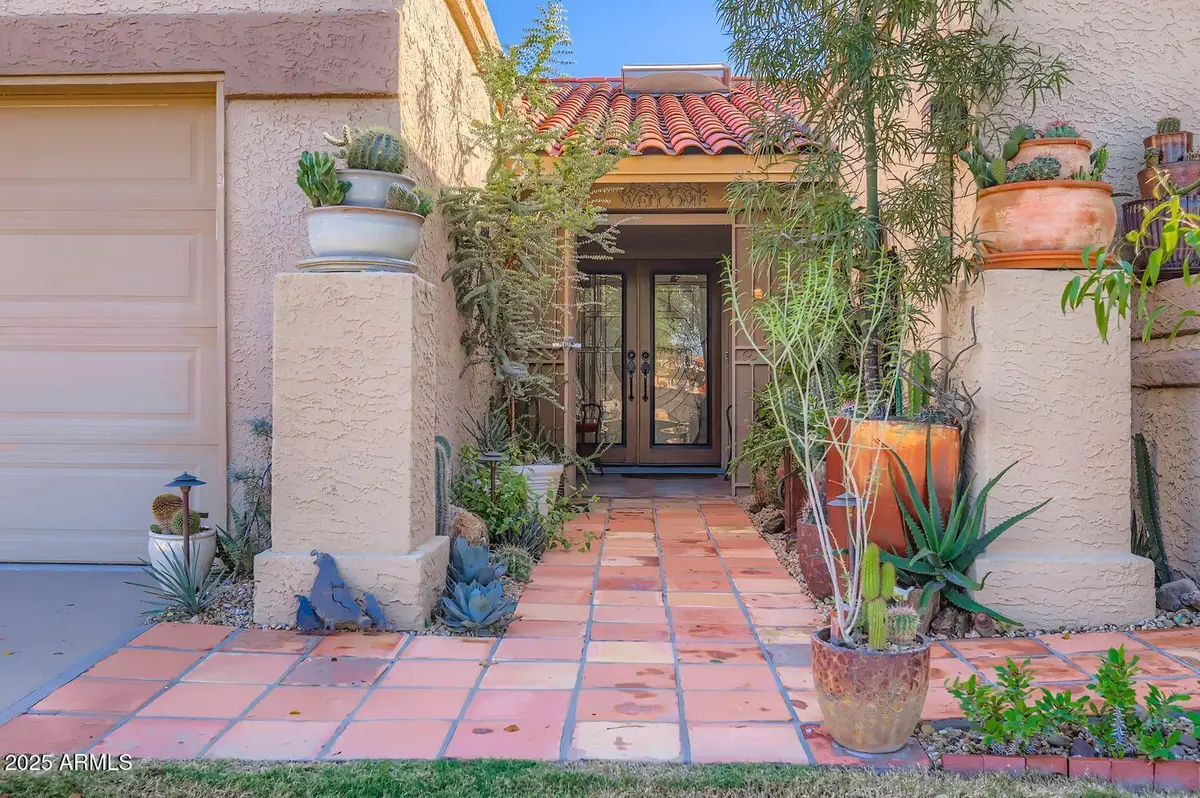 10437 E Cochise Avenue, Scottsdale, AZ 85258 - Image #1