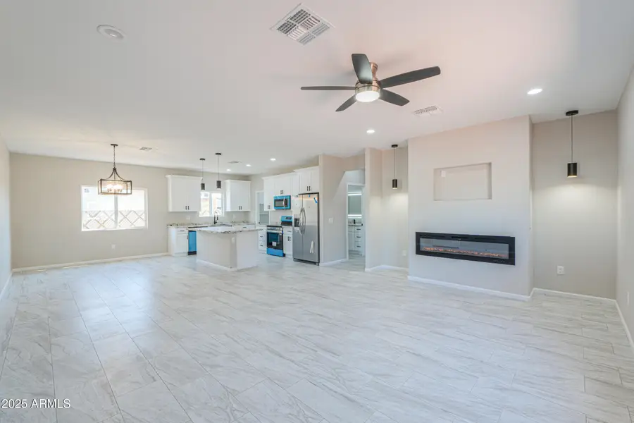 233 E Cedar Avenue, Casa Grande, AZ 85122 - Image #3