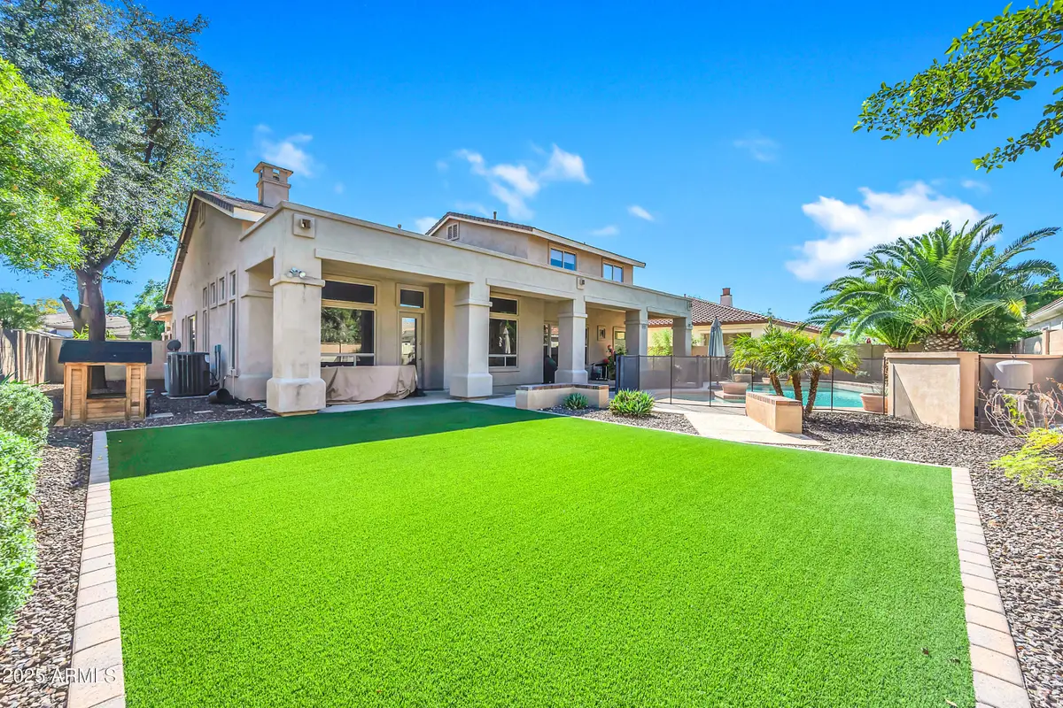 640 E Vinedo Lane, Tempe, AZ 85284 - Image #1