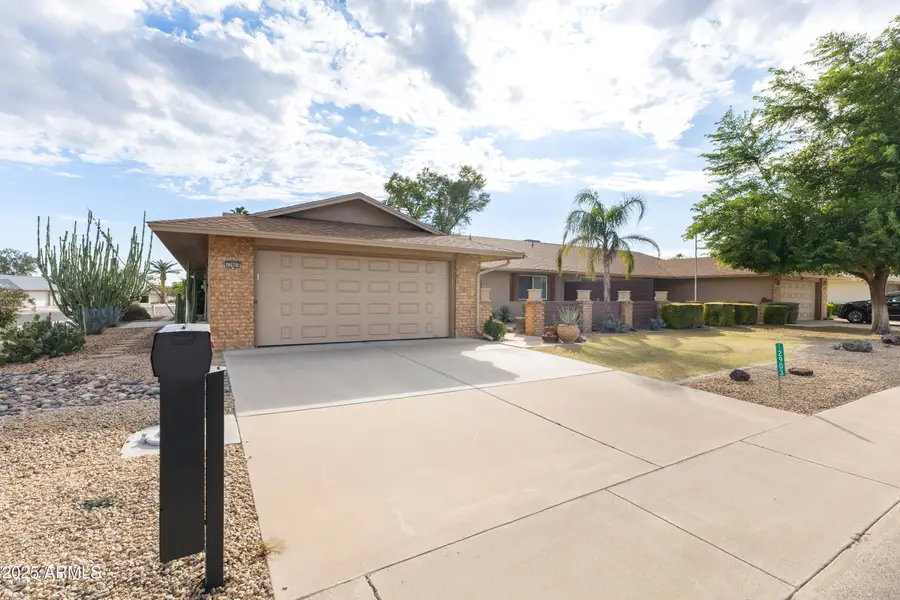 12903 W Shadow Hills Drive, Sun City West, AZ 85375 - Image #2
