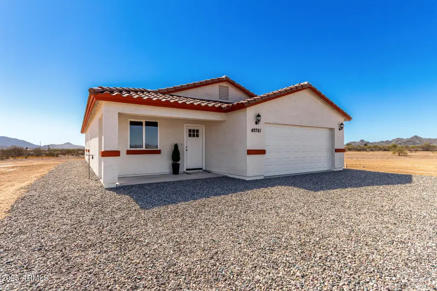 42761 W Indianola Avenue, Tonopah, AZ 85354 - Image #2